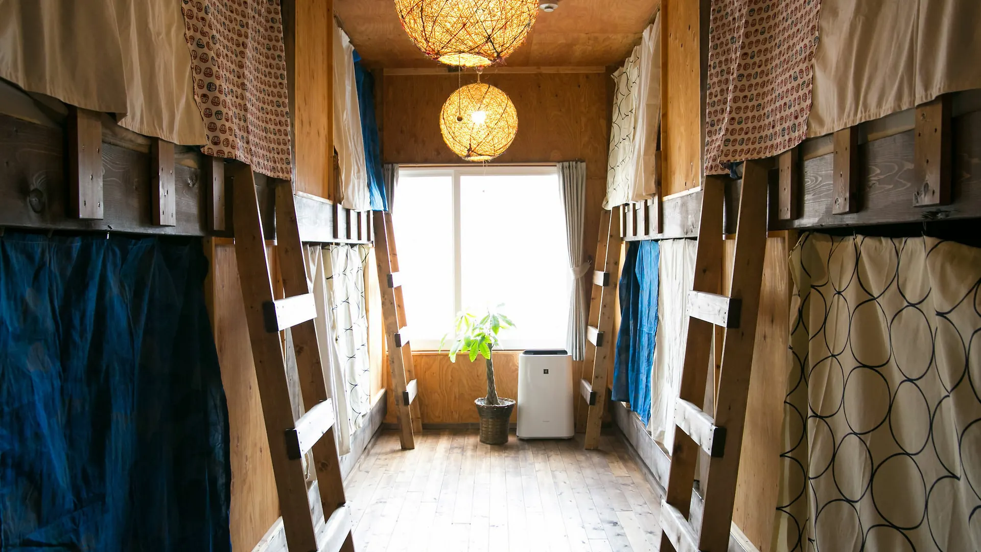 Guest House Waya Sapporo Hostel